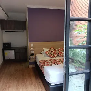 Poma Rosa 4*, Medellín Colômbia